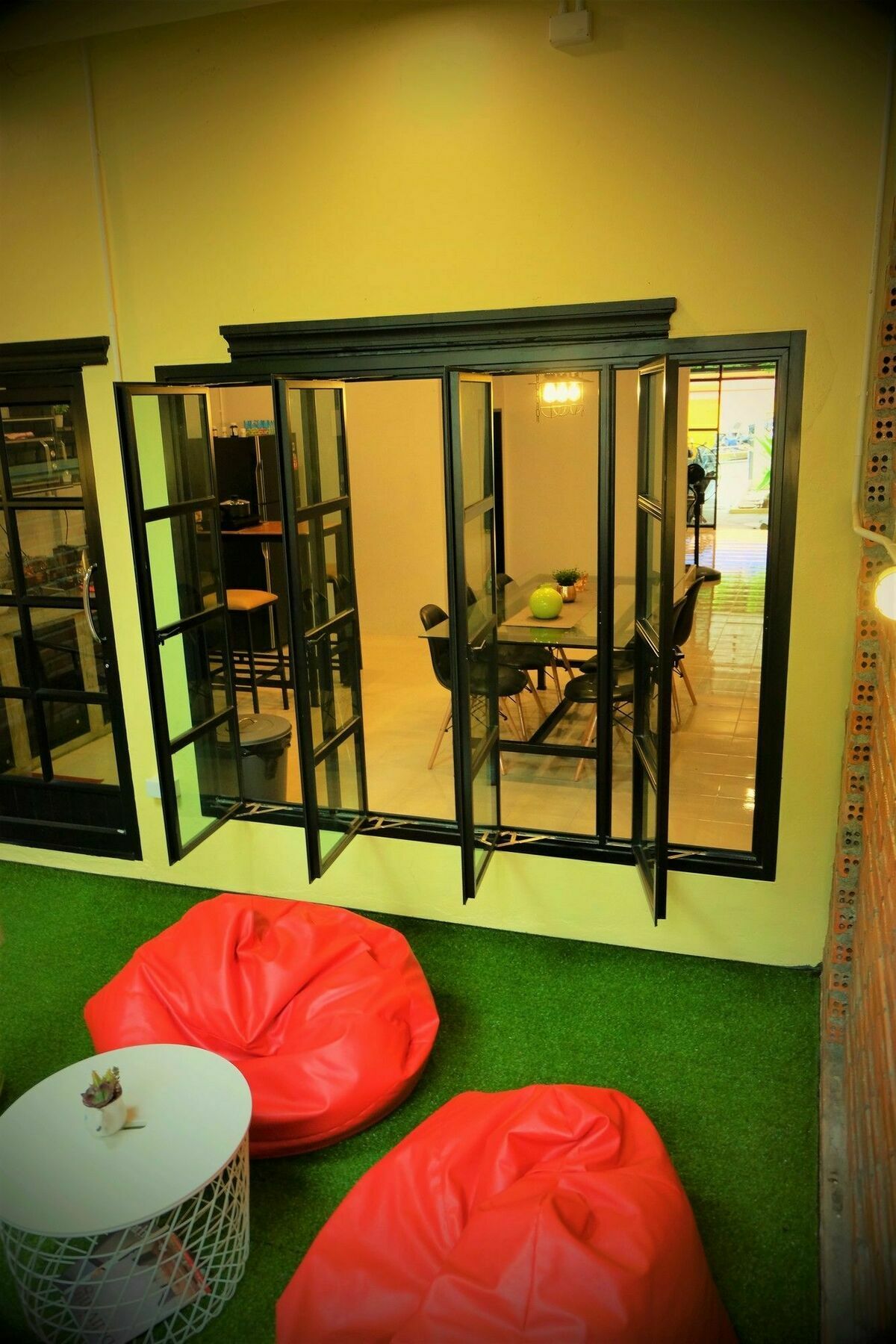 Nanrada Hometel Krabi town Екстериор снимка